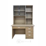 Bureau avec étagère intégrée en bois clair – rangements pratiques (tiroirs & vitrine)