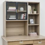 Bureau avec étagère intégrée en bois clair – rangements pratiques (tiroirs & vitrine) – Image 4