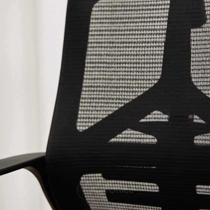 Chaise de Bureau Ergonomique en Maille Noire avec Appui-tête – Confort & Design | Big Office Maroc – Image 7
