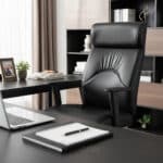 Fauteuil de bureau ergonomique en similicuir noir avec accoudoirs réglables – Image 10