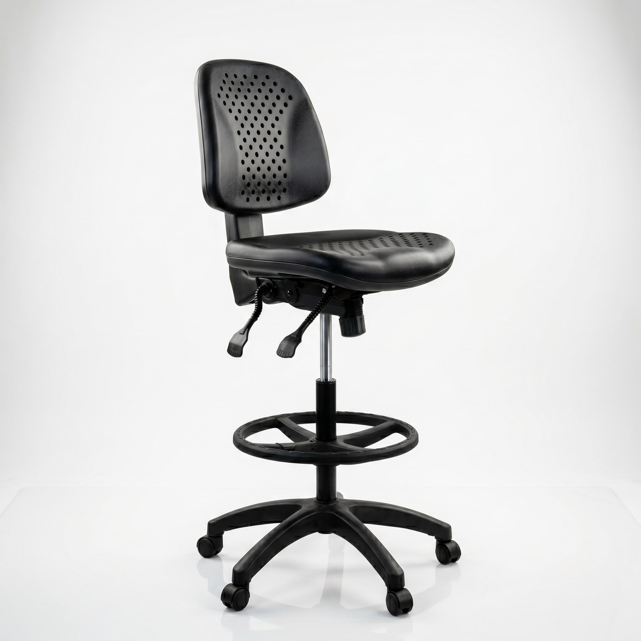 Chaise atelier ergonomique haute polyuréthane noir repose-pieds circulaire vérin pneumatique piètement 5 branches BigOffice.ma Maroc