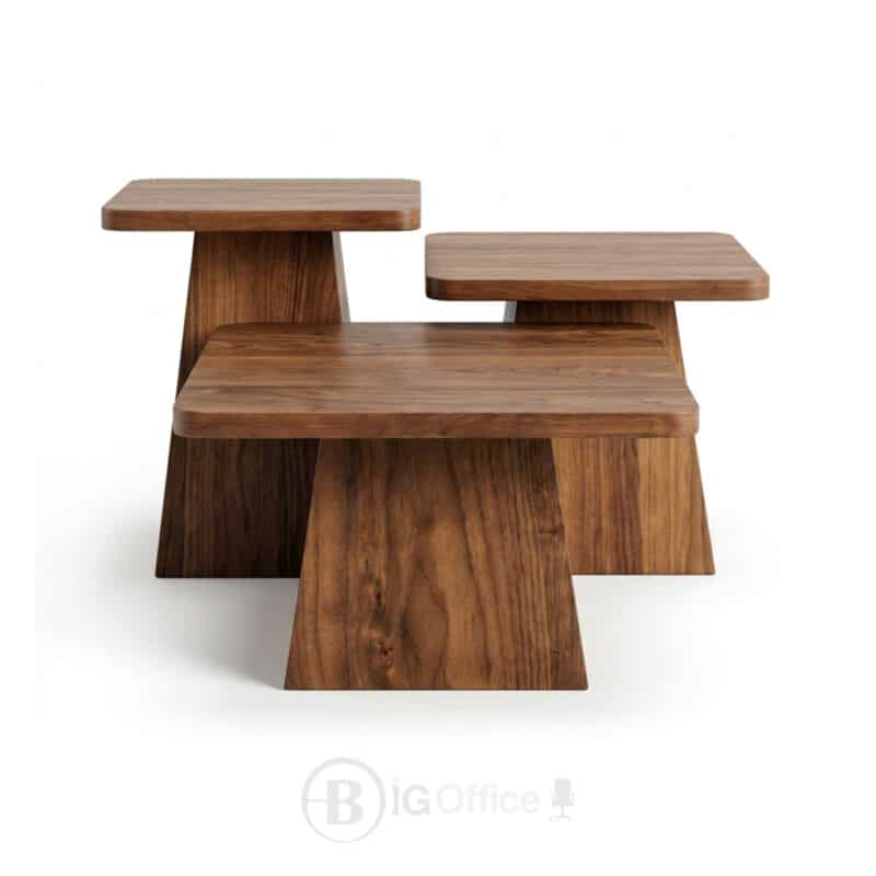 Set de tables gigognes en bois composé de trois formats différents, adapté aux salons modernes, bureaux, salles d’attente et espaces d’accueil au Maroc.