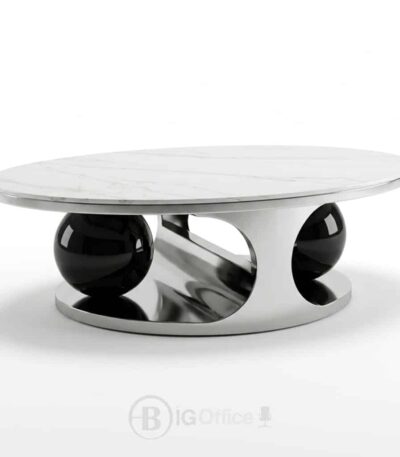 Table basse ovale moderne avec plateau en céramique claire et structure sculpturale en acier inoxydable argenté et noir, dimensions L130 × D70 × H45 cm